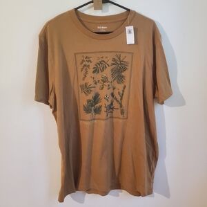 NWT outdoorsy graphic tee